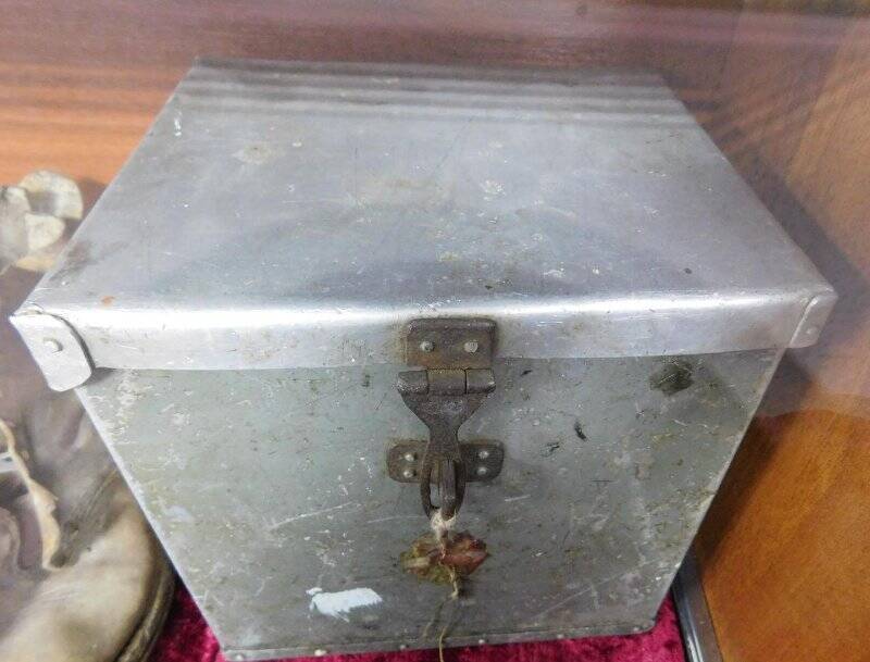 Цинковый ящик для хранения патронов