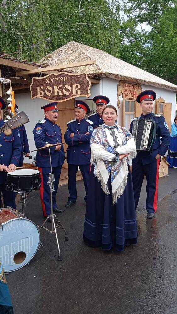 Фотография; Ансамбль Православный Дон выступление на фестивале Шолоховская весна.