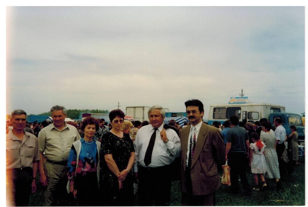 Цветное фото. Сабантуй в Альшеевском районе. 1997г.