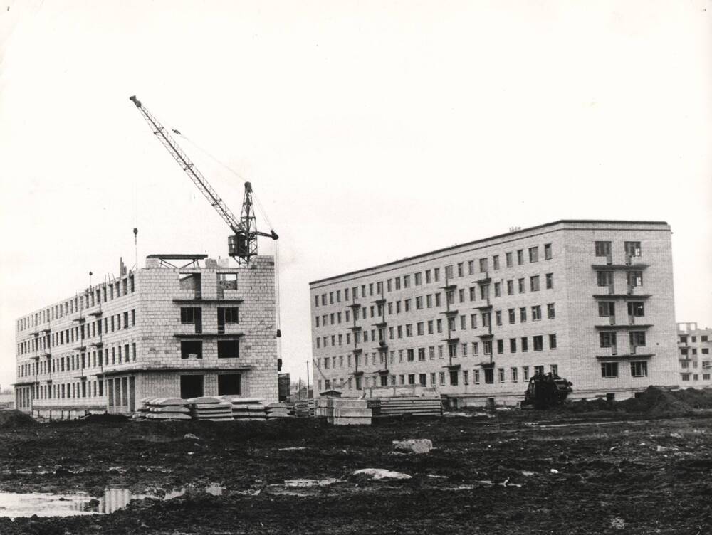 Фото. Строительство нового микрорайона г. Михайловки, 1970-75 гг.