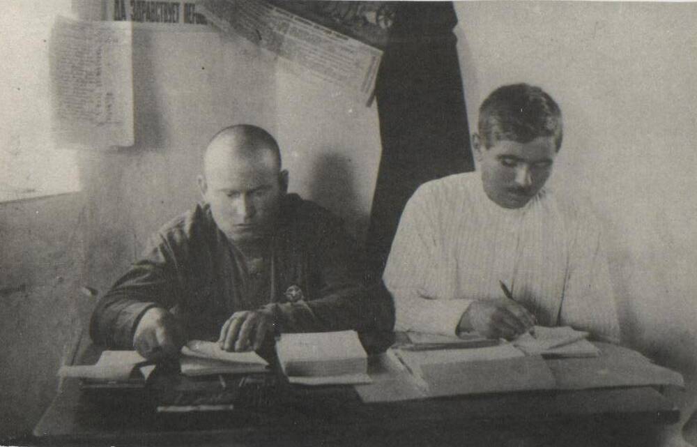 Ф/к  фотографий  Адаменко Д.Е. (от 1919г. до соврем.)