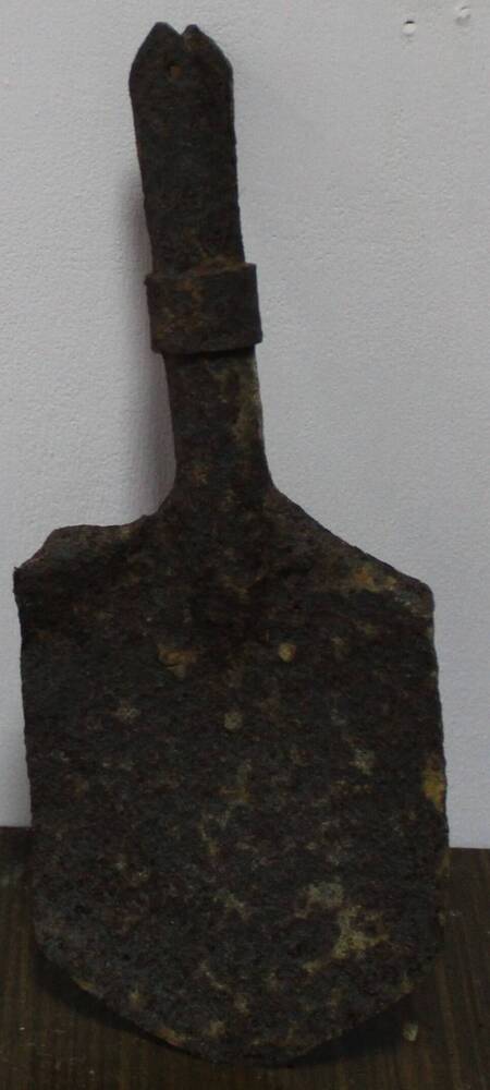 Лопата саперная малая, пятиугольной формы советского солдата, без черенка, 1941 г.