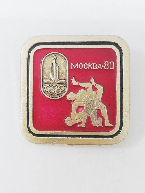 Значок нагрудный сувенирный Москва. 80