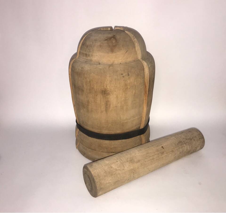 Болванка (колодка) деревянная для изготовления (пошива) и растяжки головных уборов