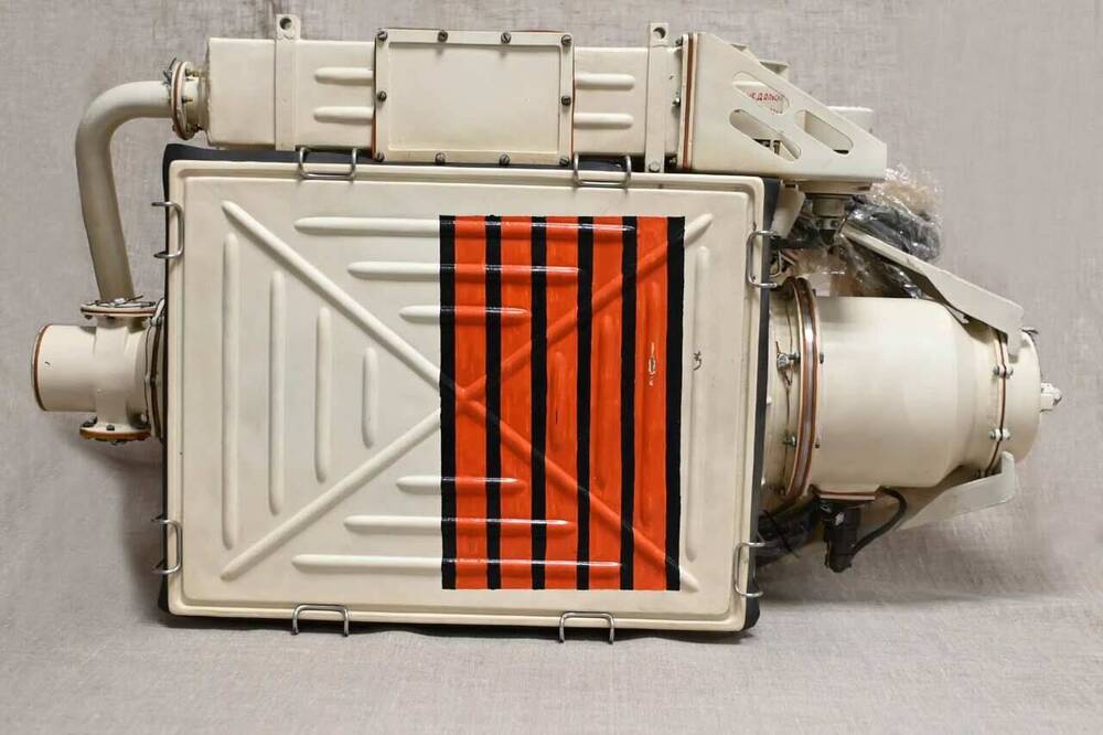 Регенерационная установка 1662Б из системы жизнеобеспечения (СЖО)  космических кораблей Восток. Технологический образец