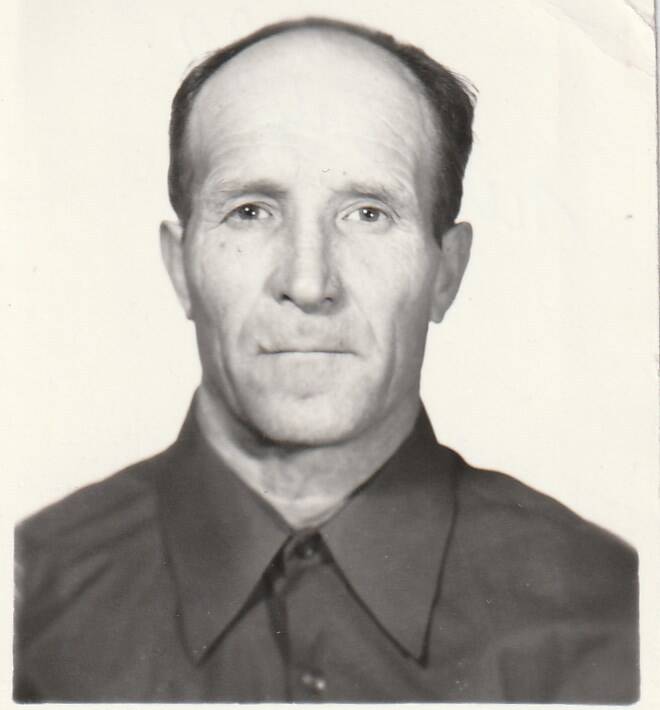 Фотография Торлопова Григория Матвеевича, участника Великой Отечественной войны.