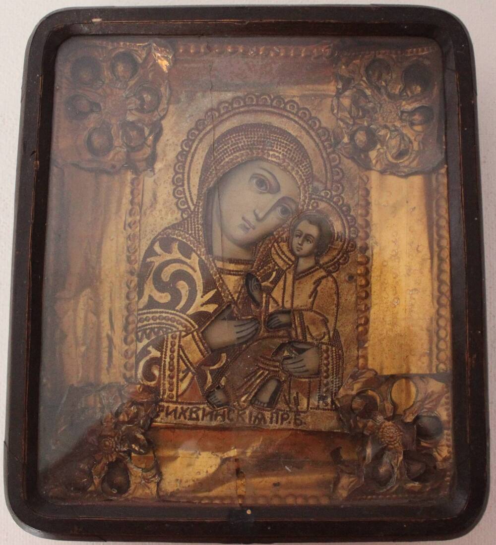 Икона «Тихвинская  Пресвятая Богородица» в деревянном окладе, под стеклом, Деребенцева И.Г., начало ХХ века.