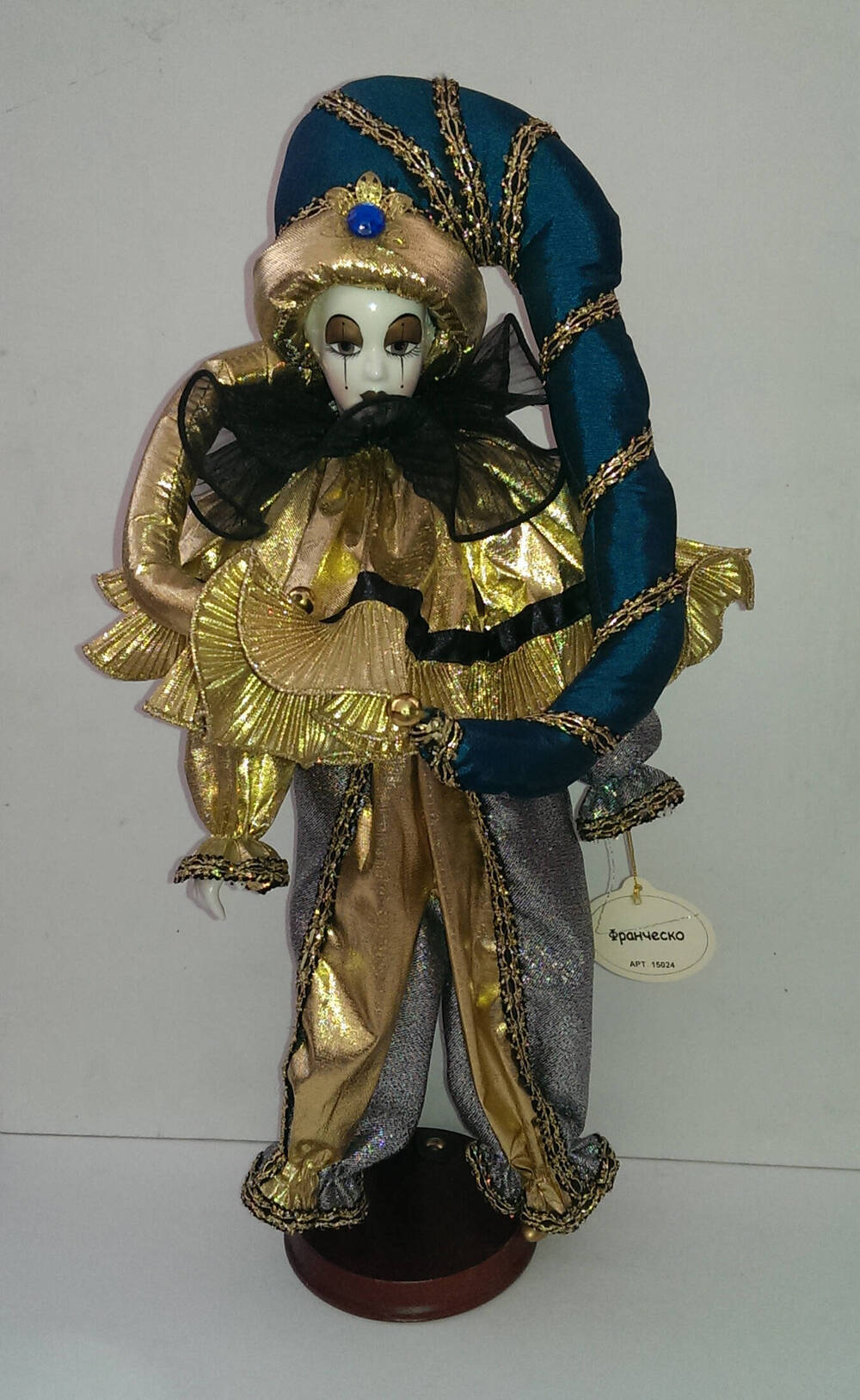 Франческо. Кукла из Коллекции кукол ручной работы с фарфоровыми элементами «Арлекин» компании «Ремеко», Великобритания (Remeco HARLEQUIN Collection).
