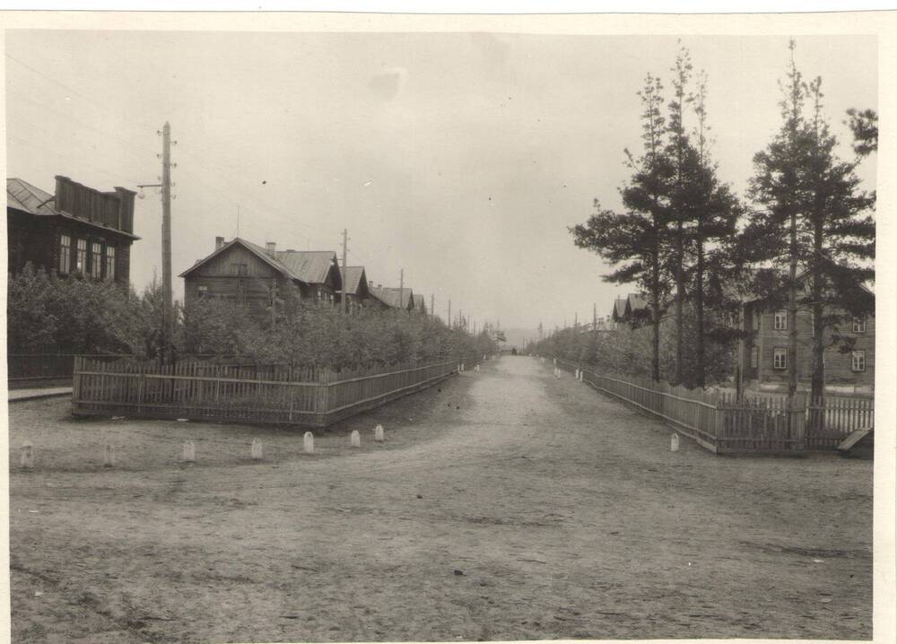 Фото. Г. Волжск,ул.Ленина,1950г.