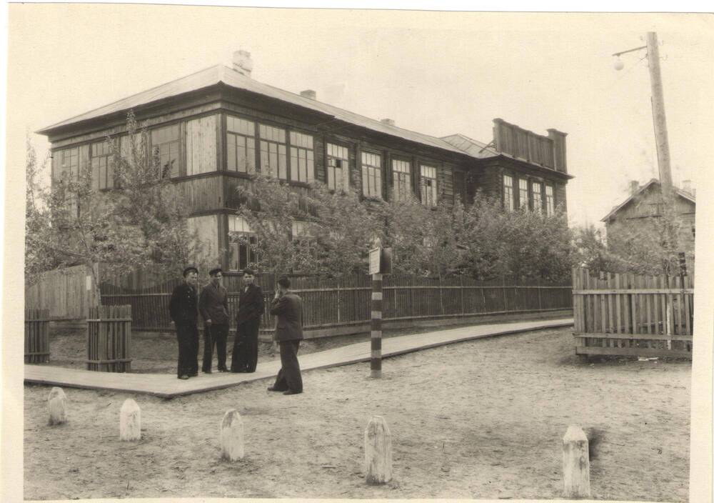 Фото.Детский сад ВДК,г.Волжск ,ул. Ленина.1952г.