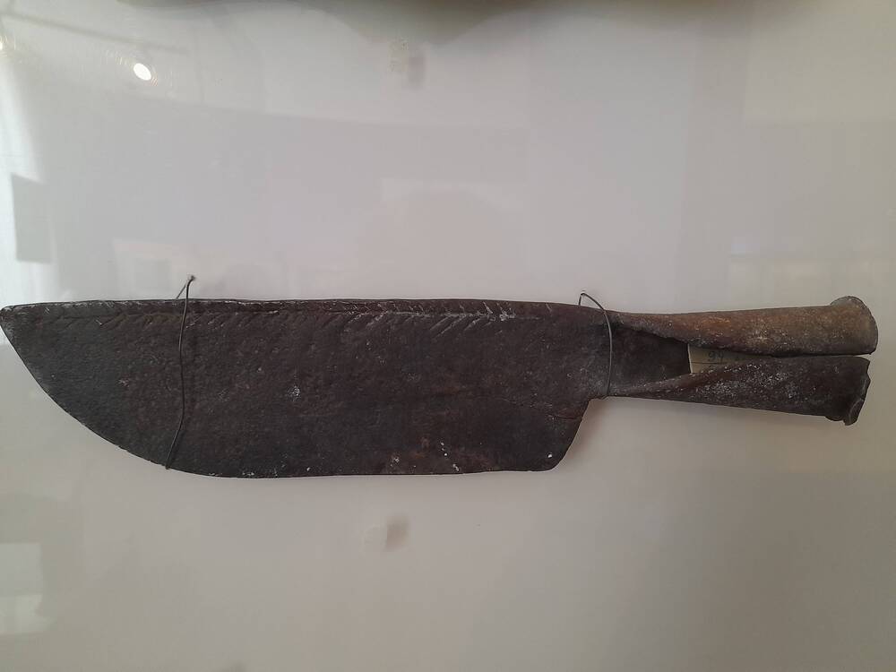 Косарь - нож для колки лучины, конец XIX века.