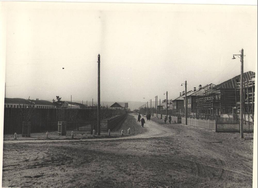 Фото. г.Волжск ,ул.Молодёжная, лето. 1952г.