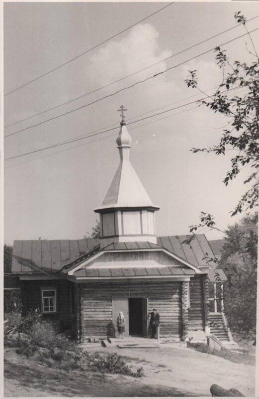 Фотография. Фотография. Церковь в д. Бурдино.