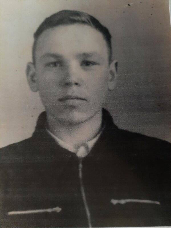Фотография. Титьков В.-полузащитник футбольной команды, чемпиона по Саратовской области 1957 года.