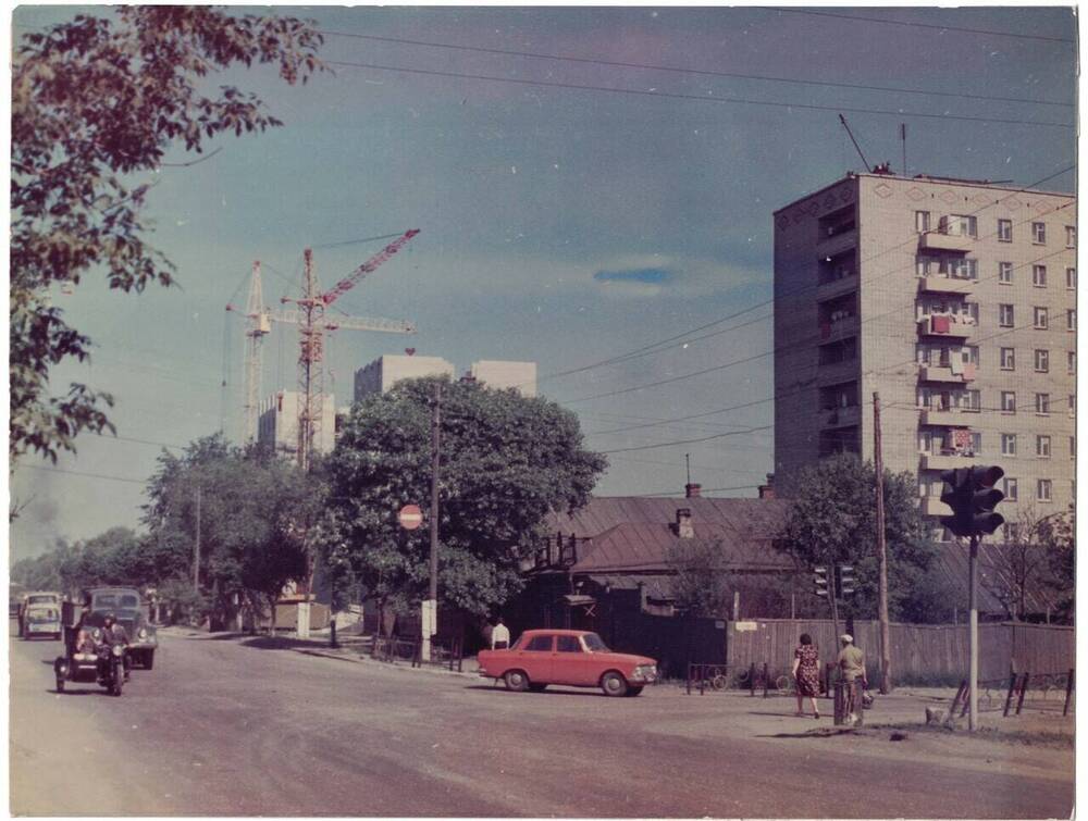 Фото. Кузнецк. Новостройки по ул.Белинского.