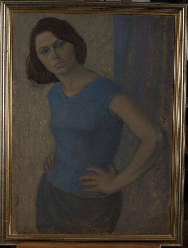 Женский портрет в сиренево-голубой гамме