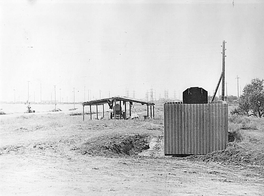 Фотография. ч/б. На полевом стане совхоза «Ачикулакский», Жатва-80.