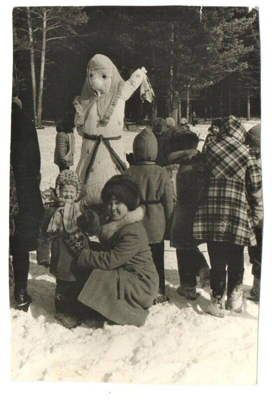 Фотография. Праздник масленицы в школе № 2 г. Колпашево