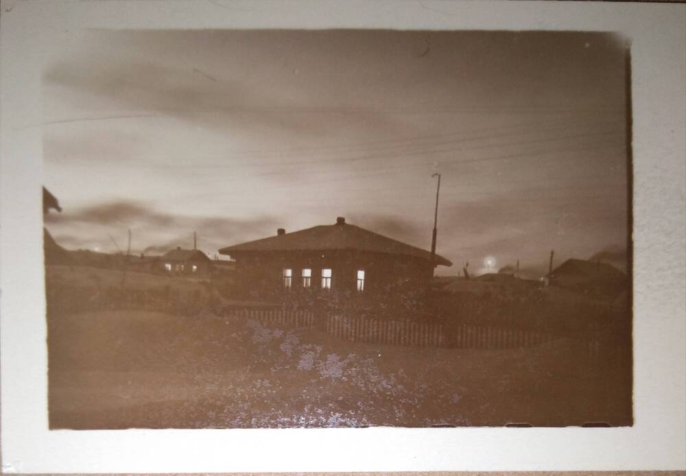 Фотография ч/б с. Сладково. Купеческий дом 1960 г..