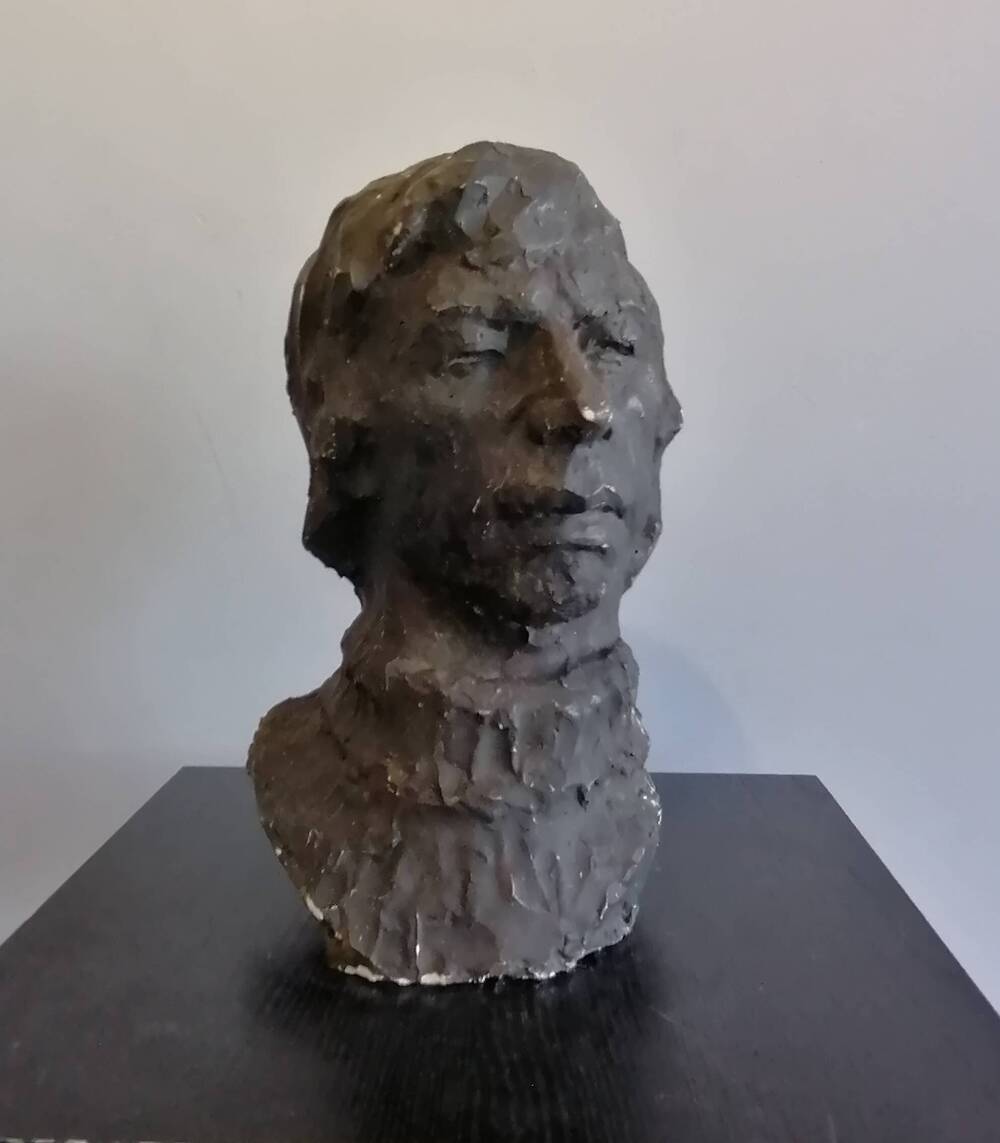 Скульптура Портрет художника Бориса Кукшиева