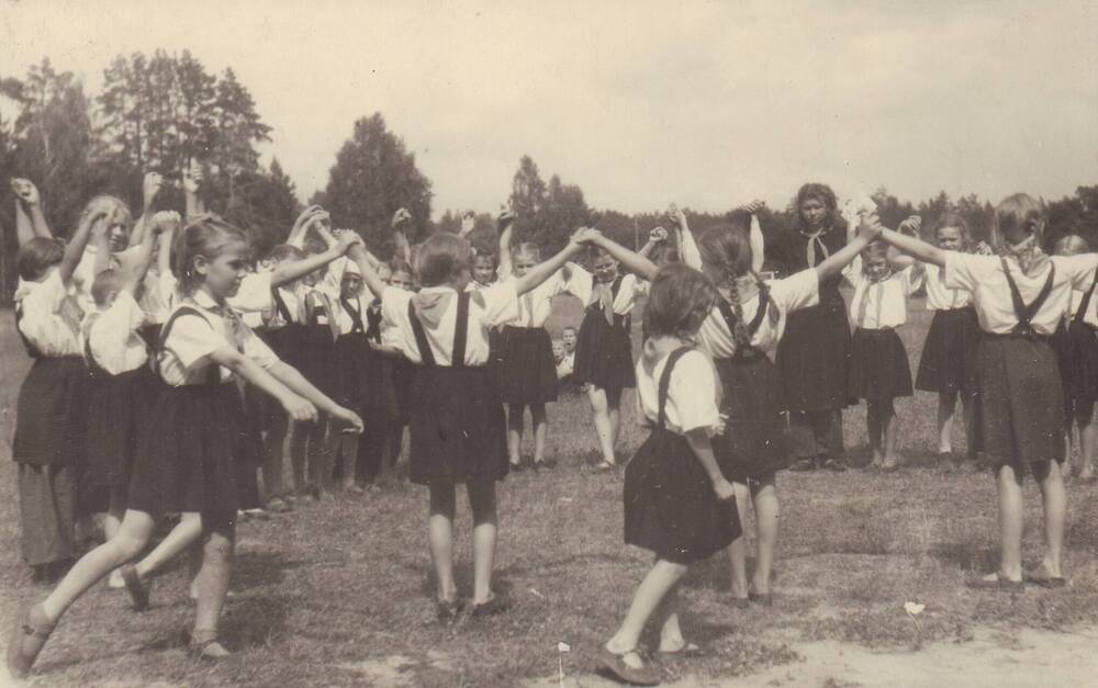 Фотография «Пионерский праздник»