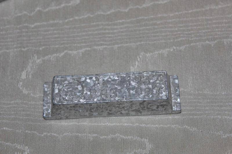 Сувенир-чушка алюминиевая. ВАЗ 1932-1997
