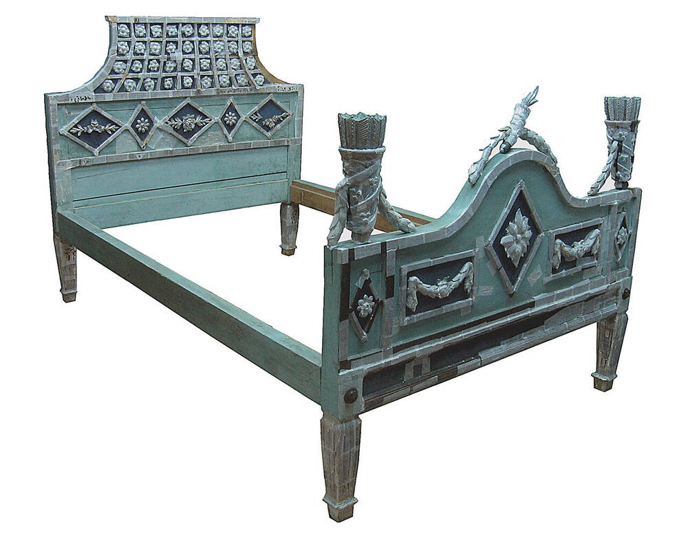 Кровать с двумя спинками (à la Polonoise), для Парадной спальни дворца.
