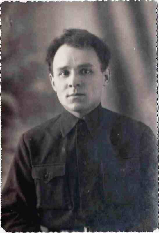 Фото чёрно-белое 1941 г. Москаленко Александра Тимофеевича – бывшего зам. командира 1-й Курской партизанской бригады по разведке