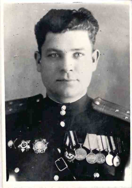 Фото чёрно-белое участника Курской битвы Махонина Григория Стефановича