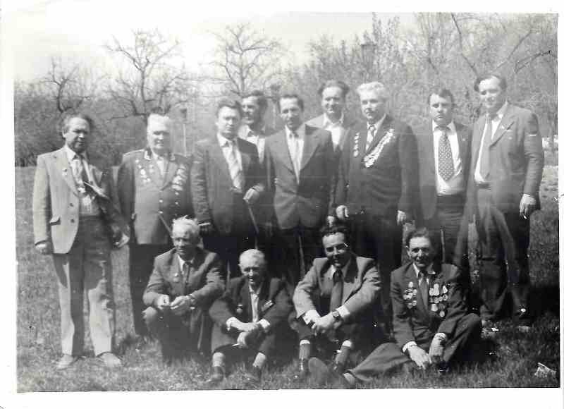 Фото чёрно-белое «Встреча руководящих работников МГОКа с ветеранами Великой Отечественной войны 9 мая 1981 г.»