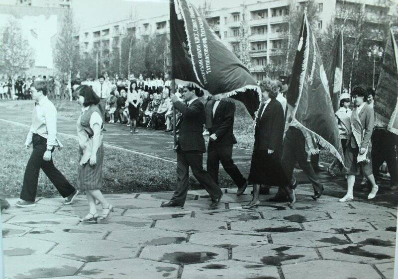 Празднование в Нижнекамске Дня Победы. 1985 г. Фотография