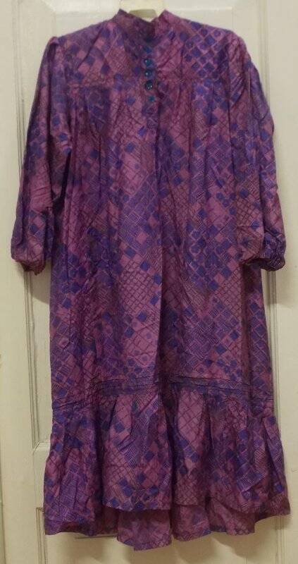 Платье женское чувашское сине-фиолетового цвета