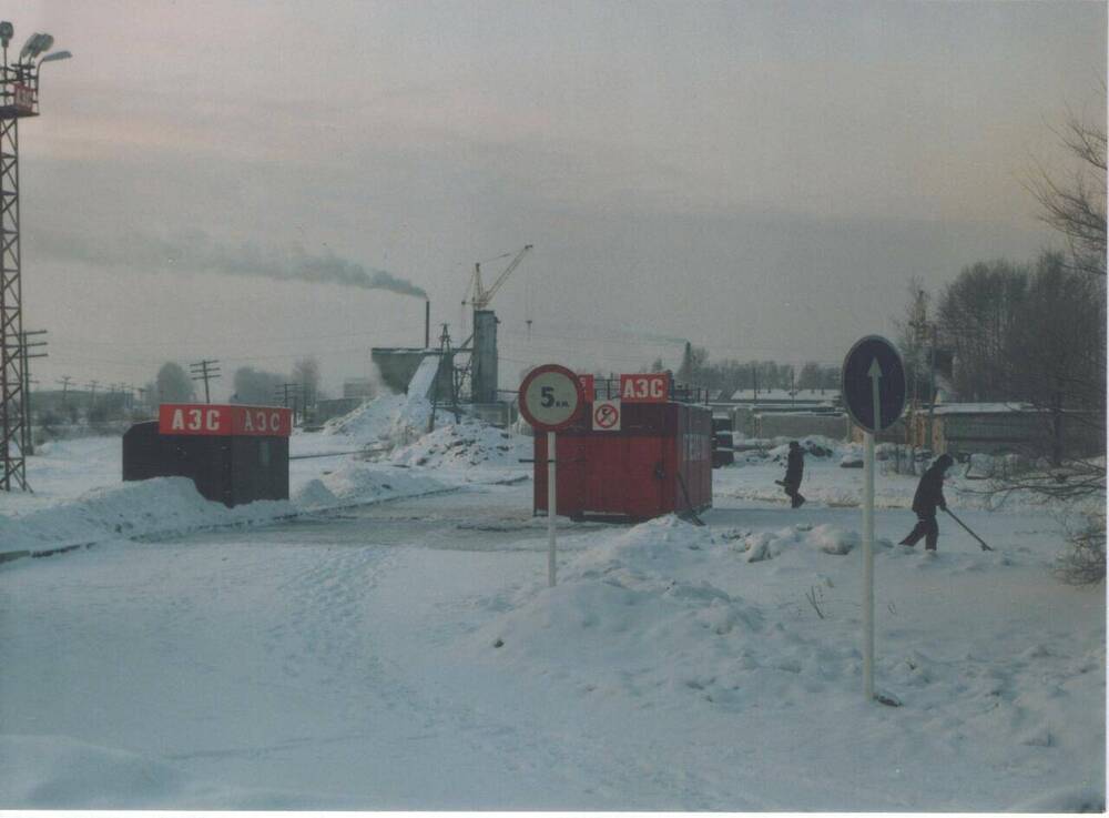 Фотография. Автозаправочная станция по ул. Кирова при въезде в город.