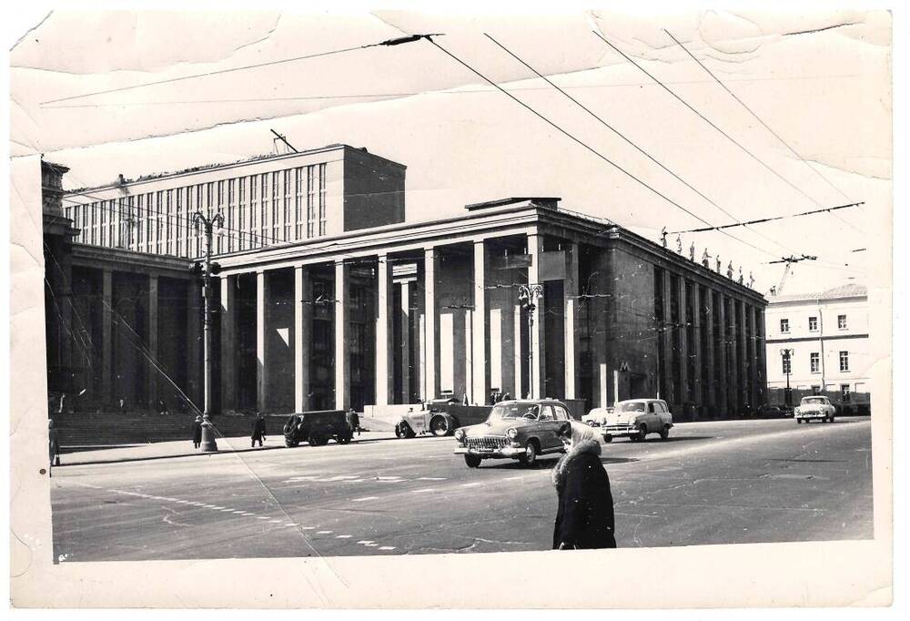 Фотография Главное здание библиотеки им. Ленина в Москве