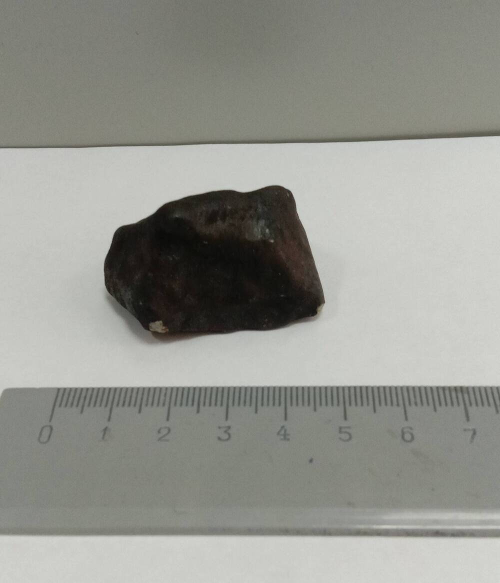 Минералогический  образец. Индивидуальный фрагмент метеорита