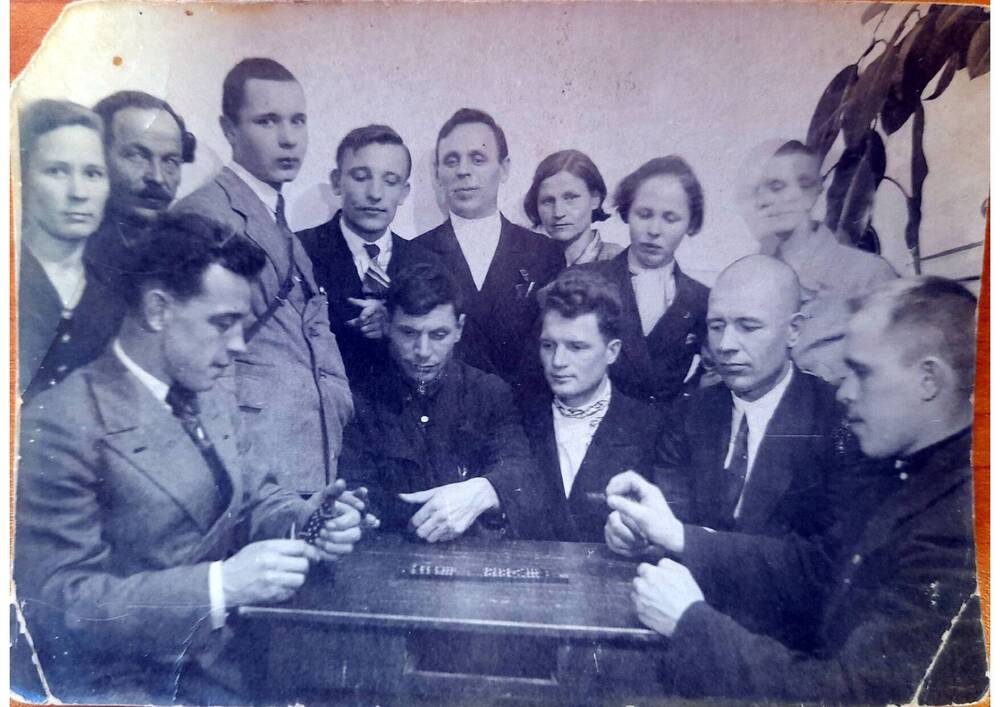 Фотография На собрании в школе. п. Белоречка 1939 г.