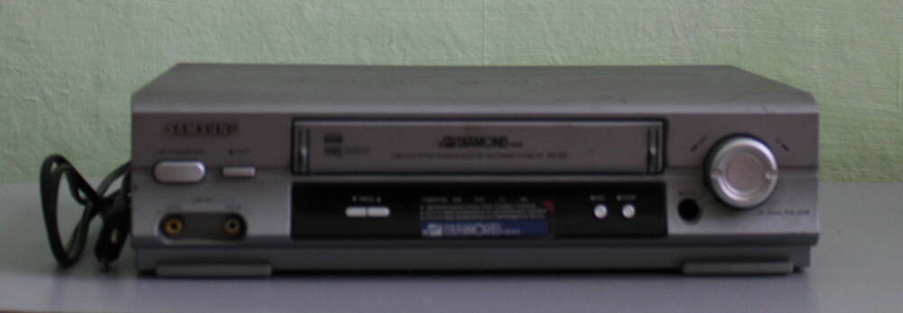 Магнитофон кассетный «Samsung». 2000-годы. Зарубежное производство.