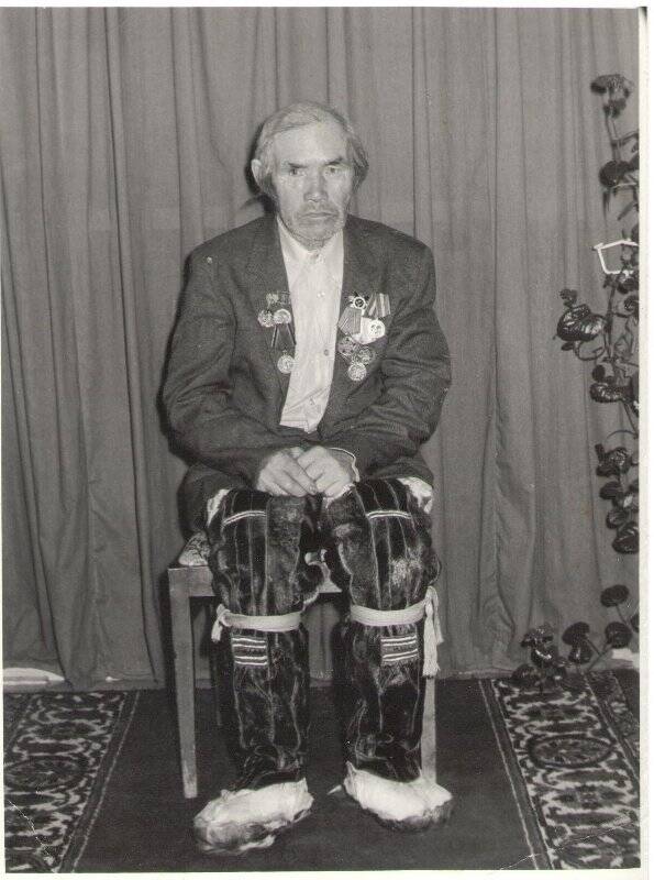 Фотография черно-белая. Немдазин Николай Ильич - ветеран Великой Отечественной войны