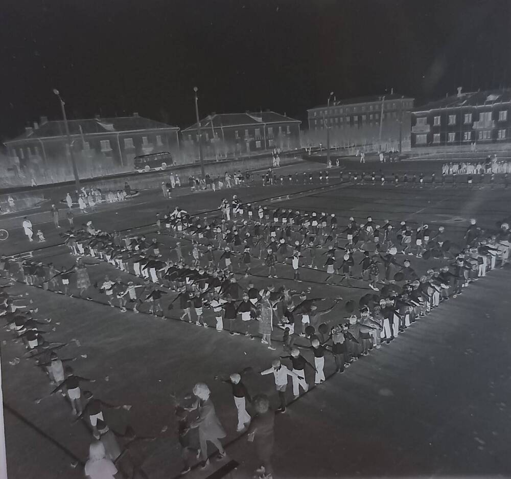 Малоформатные фотонегативы. Фотограф Сарана Валентин Георгиевич.