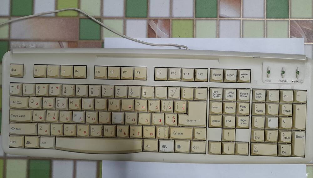 Клавиатура к компьютеру QC.