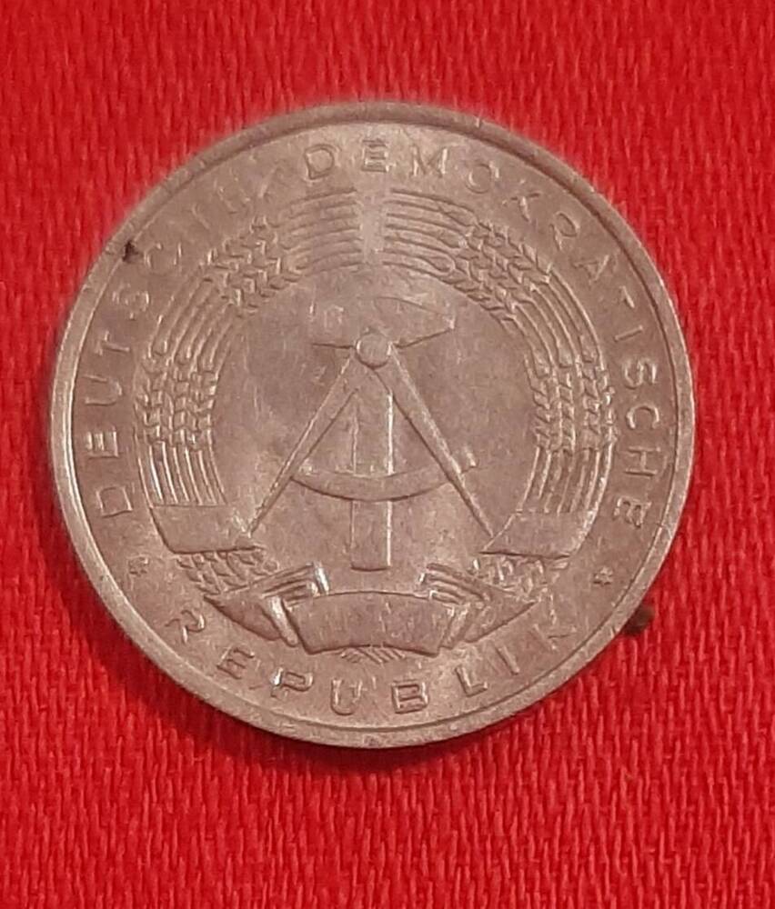 Монета  номиналом 1 пфеннинг,  1960г, ГДР.