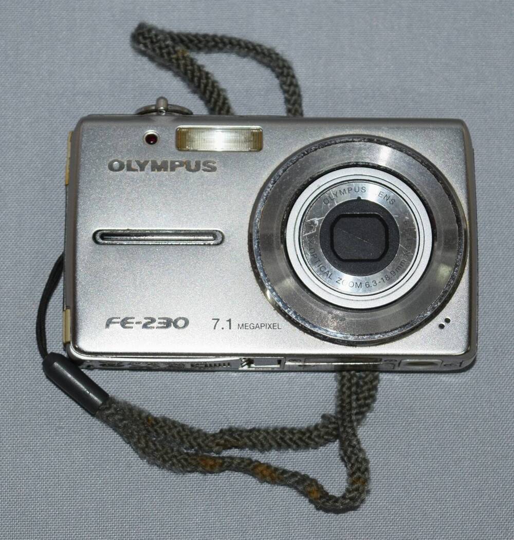 Фотокамера цифровая OLYMPUS FE - 230.