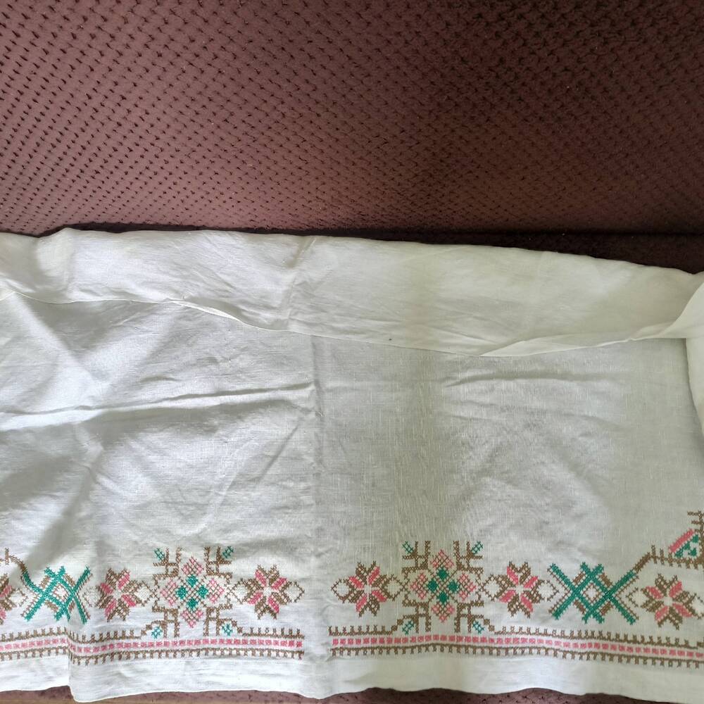 Полотенце льняное с вышивкой крестом
