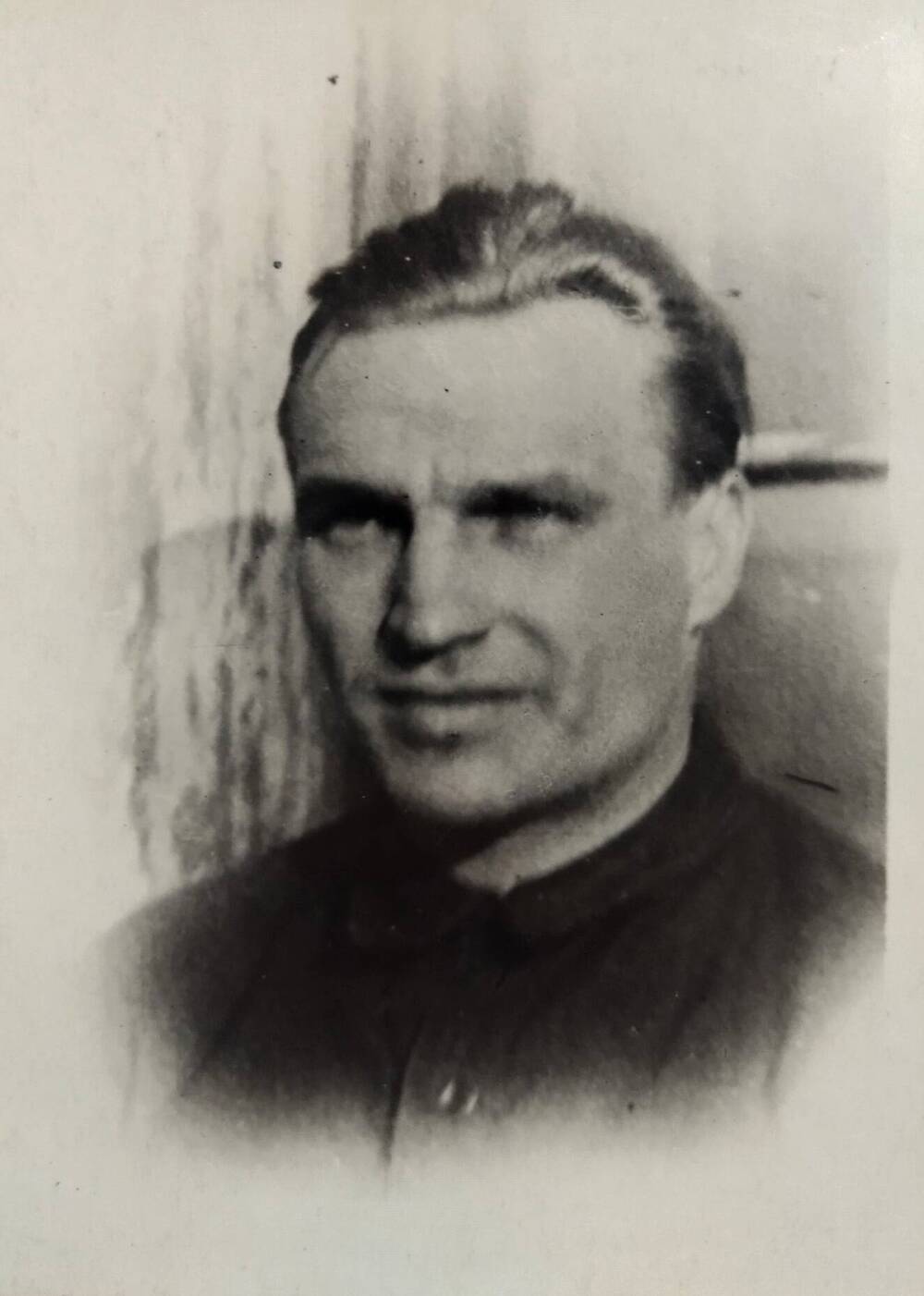 Фотография. В.П.Чкалов в военной гимнастерке, на службе в Ленинградском Осоавиахиме, 1929 год.