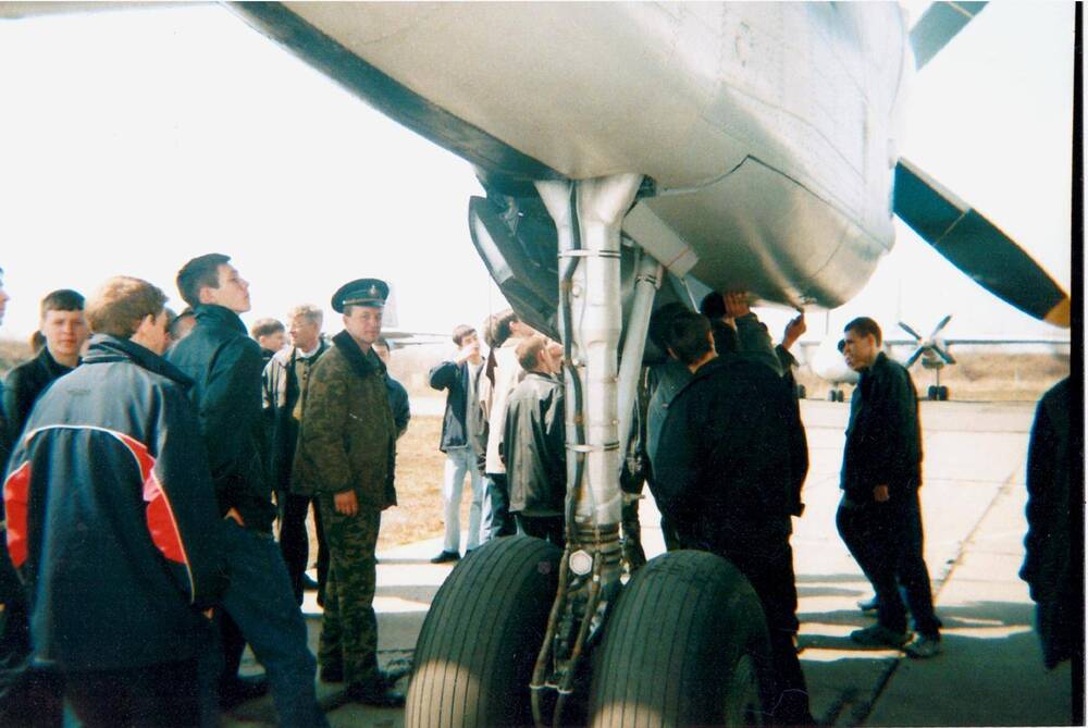 Фотография «Военнослужащие отдельного транспортного авиационного полка (ОТАП)»