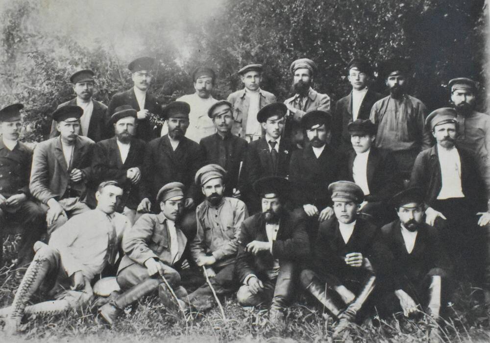 Фотография Группа коммунистов Марпосада 1917 г.