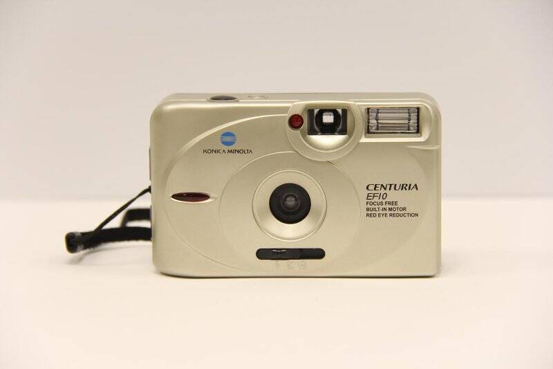 Пленочный фотоаппарат Konica Minolta Centuria EF10.