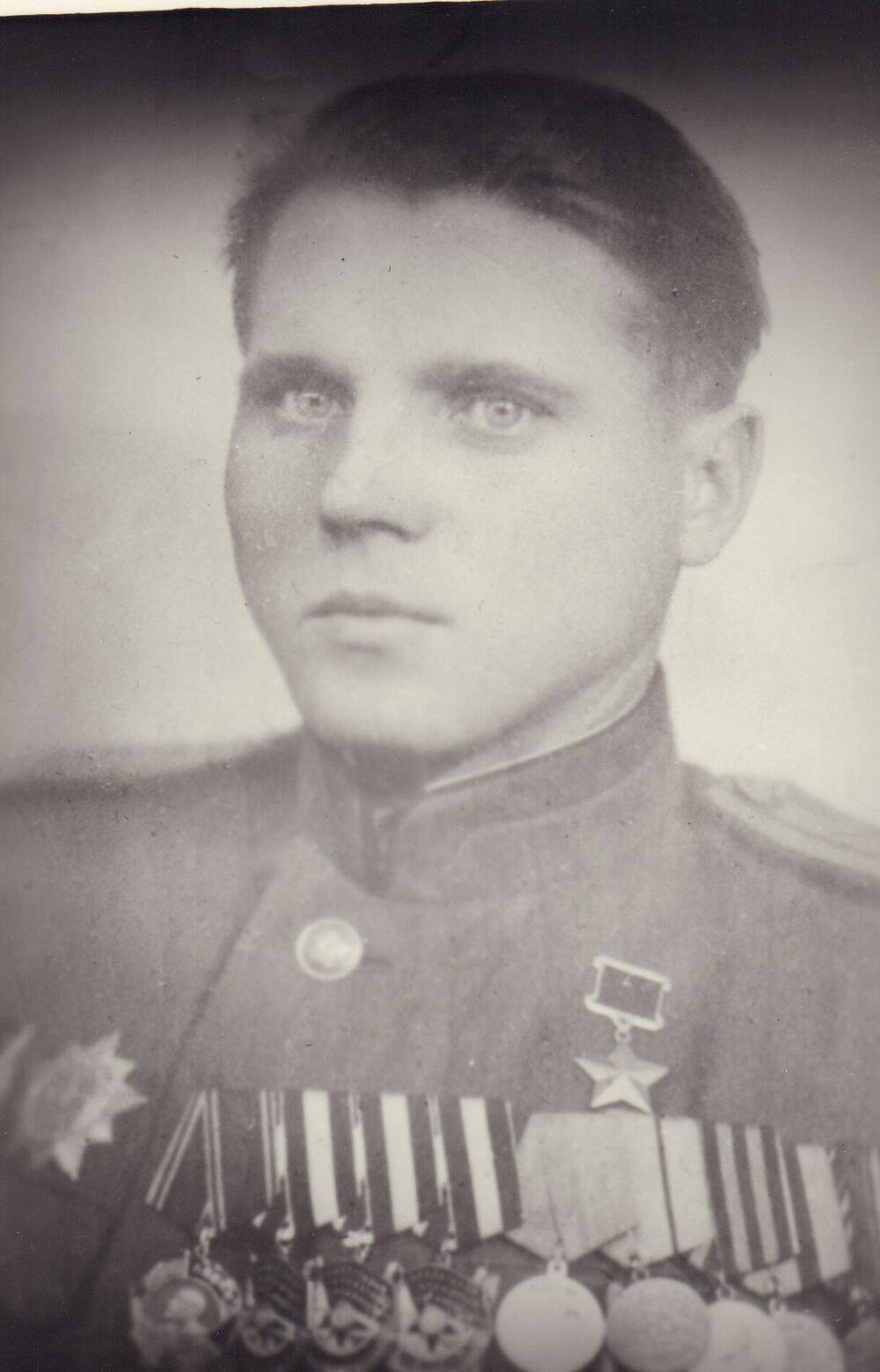 Фото. Герой Советского Союза Субботин Иван Петрович, командир полка, г. Сталинград, 1942 год.