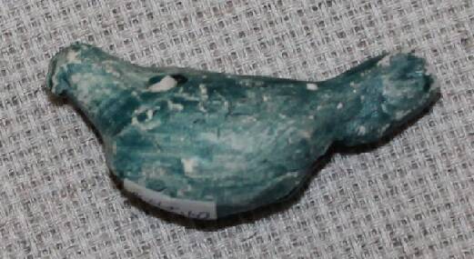 Свистулька
глиняная, синего цвета. Довоенный период  1938 -1939 г.г. Изгот. в форме птицы.