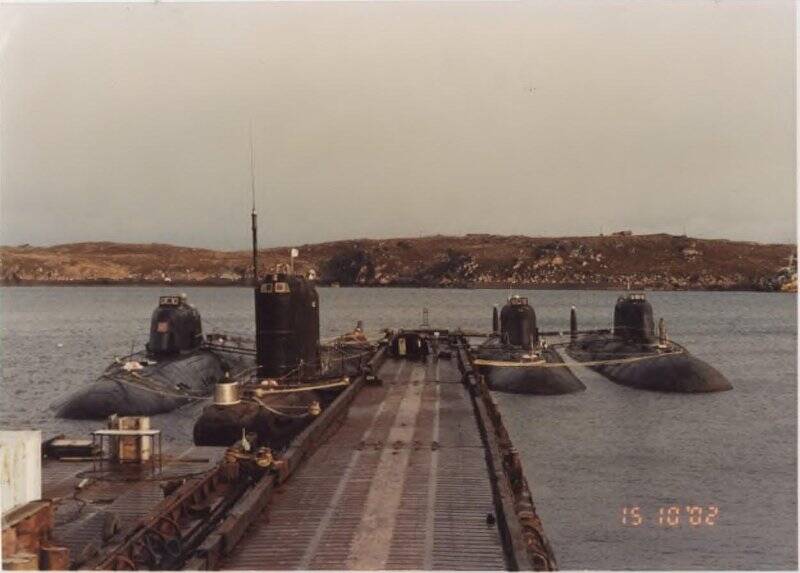Фотография. Дивизион отстоя списанных подводных лодок. Северный флот.